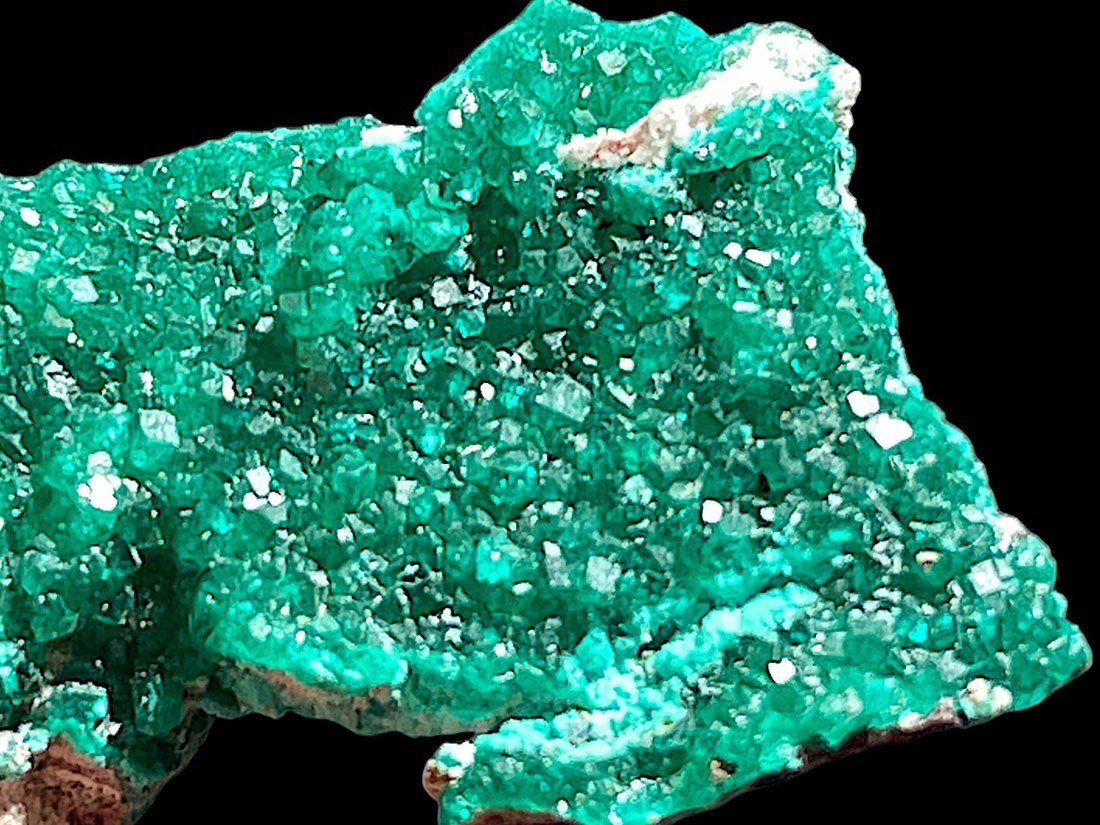 カザフスタン産 ダイオプテーズ ( 翠銅鉱 ) /Dioptase