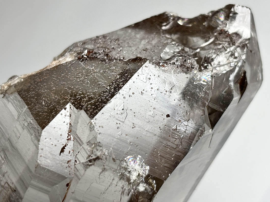 インド・マニハール産 水晶ポイント ( レコードキーパー )【96x49x38mm