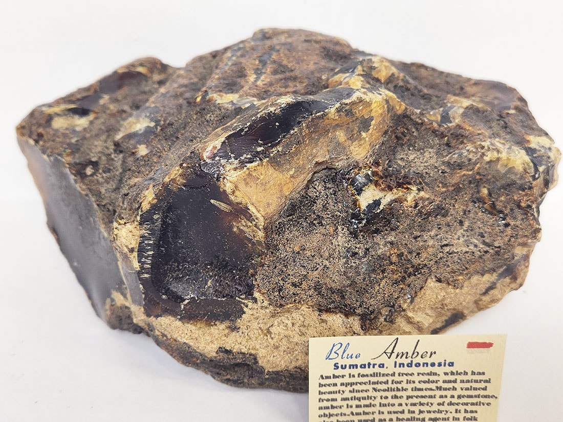 インドネシア・スマトラ産 ブルーアンバー ( 青琥珀 ) / BlueAmber