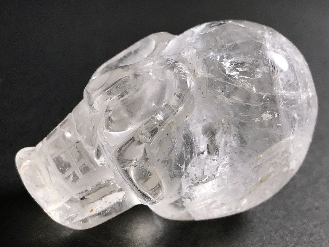 水晶 スカル彫刻