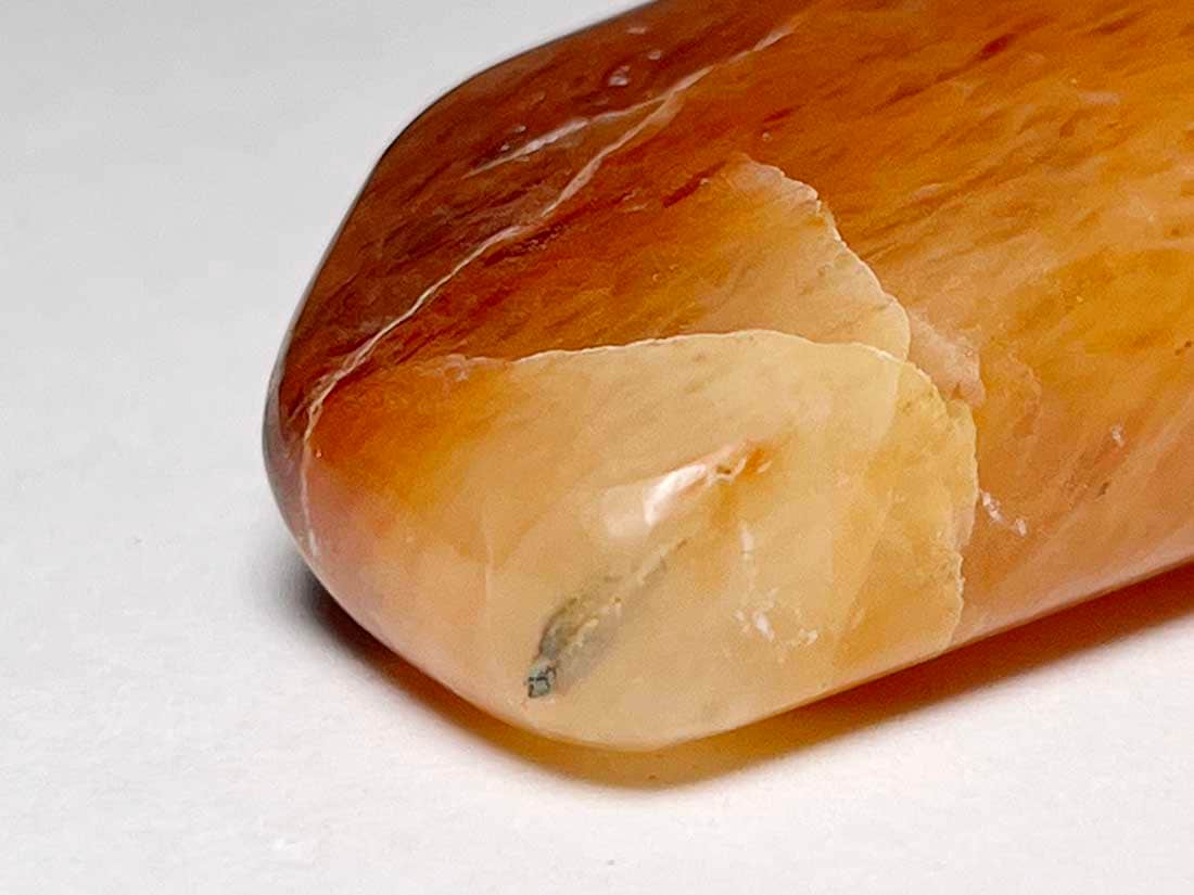 インド産 サチャロカローズアゼツライト タンブル