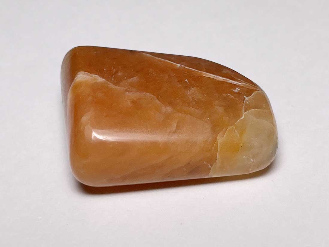 インド産 サチャロカローズアゼツライト タンブル