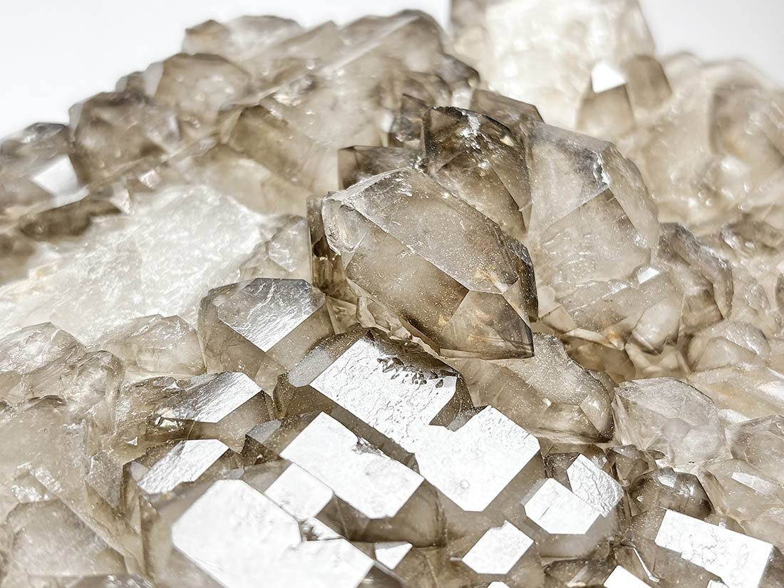 ジャカレースモーキークォーツ ブラジル産 エレスチャルスモーキークォーツ(ジャカレークォーツ