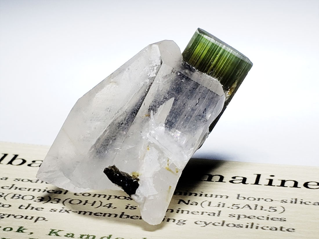 トルマリン 電気石 天然石 原石 ト2 バイカラートルマリン/Bicolor Tourmaline (リチア電気石)