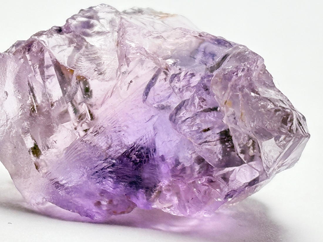 ブラジル産 エッチドアメジスト (蝕像紫水晶)/ Etched Amethyst