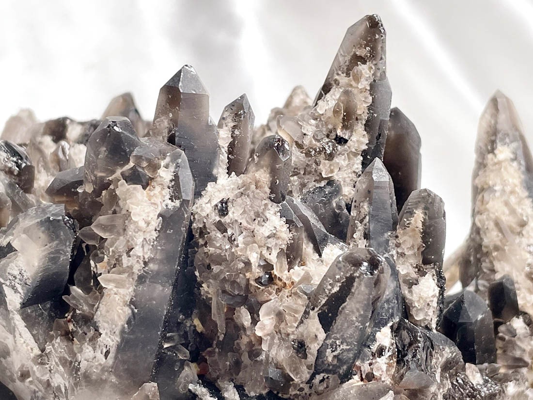 スモーキークォーツ マダガスカル産 スモーキークォーツ (煙水晶) / Smoky Quartz