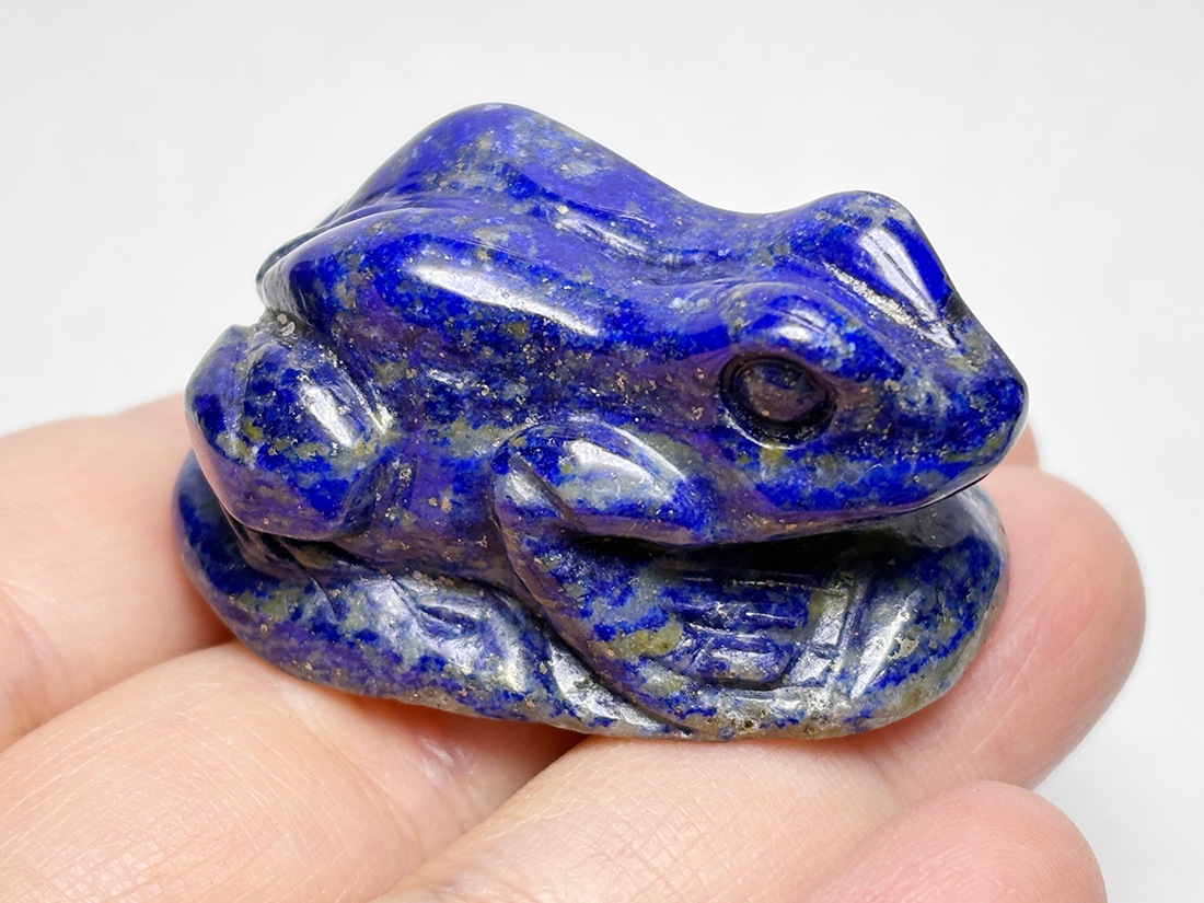 アフガニスタン産 ラピスラズリ カエル彫刻 / Lapis Lazuli