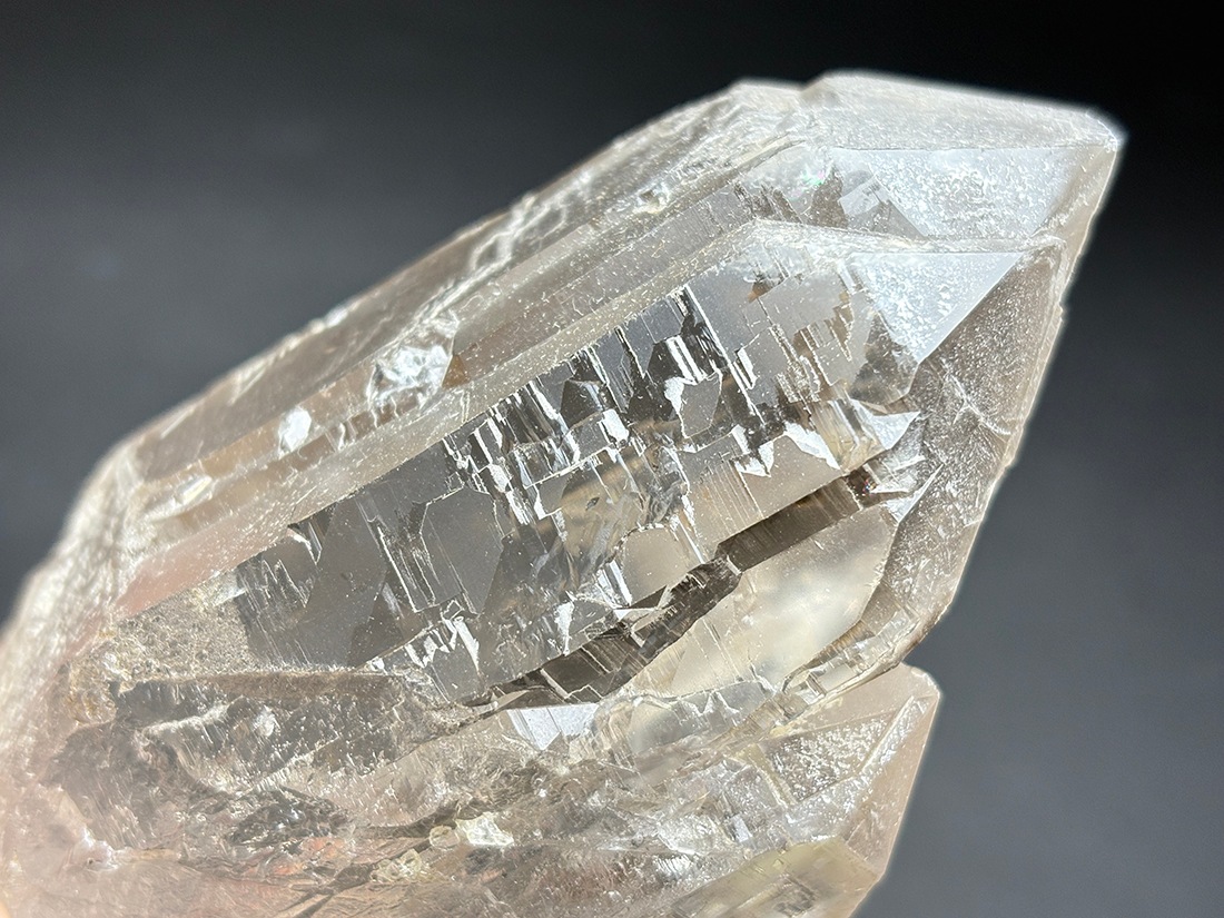 パキスタン産 カテドラルクォーツ (専用ライト台座付き)/ Cathedral Quartz