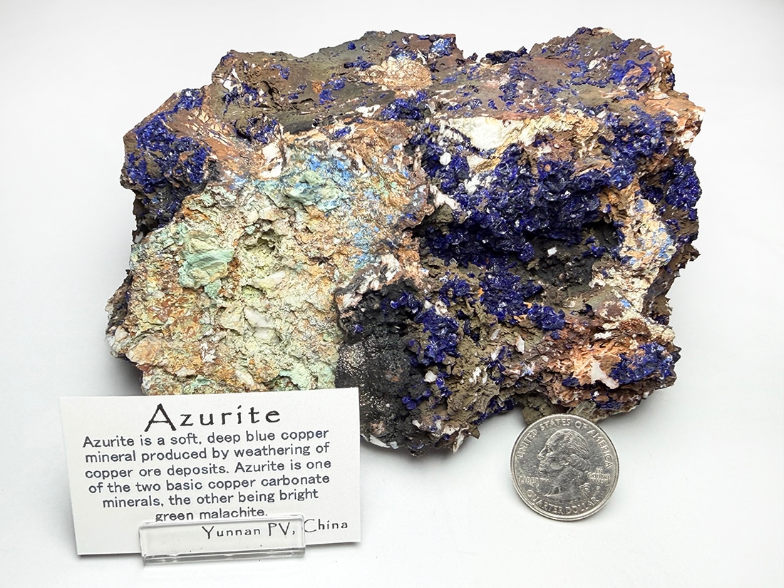 雲南省産 アズライト/Azurite(藍銅鉱)