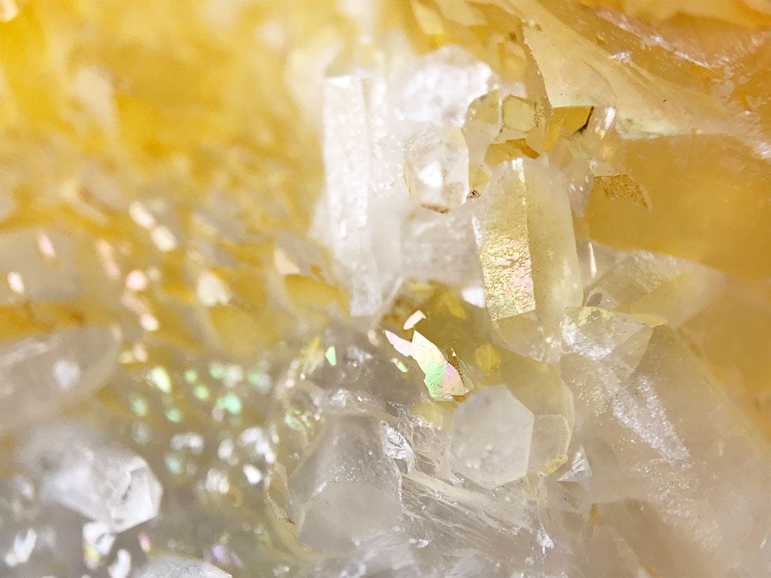 湖南省産クォーツオンカルサイト(ゴールデンヒーラー)