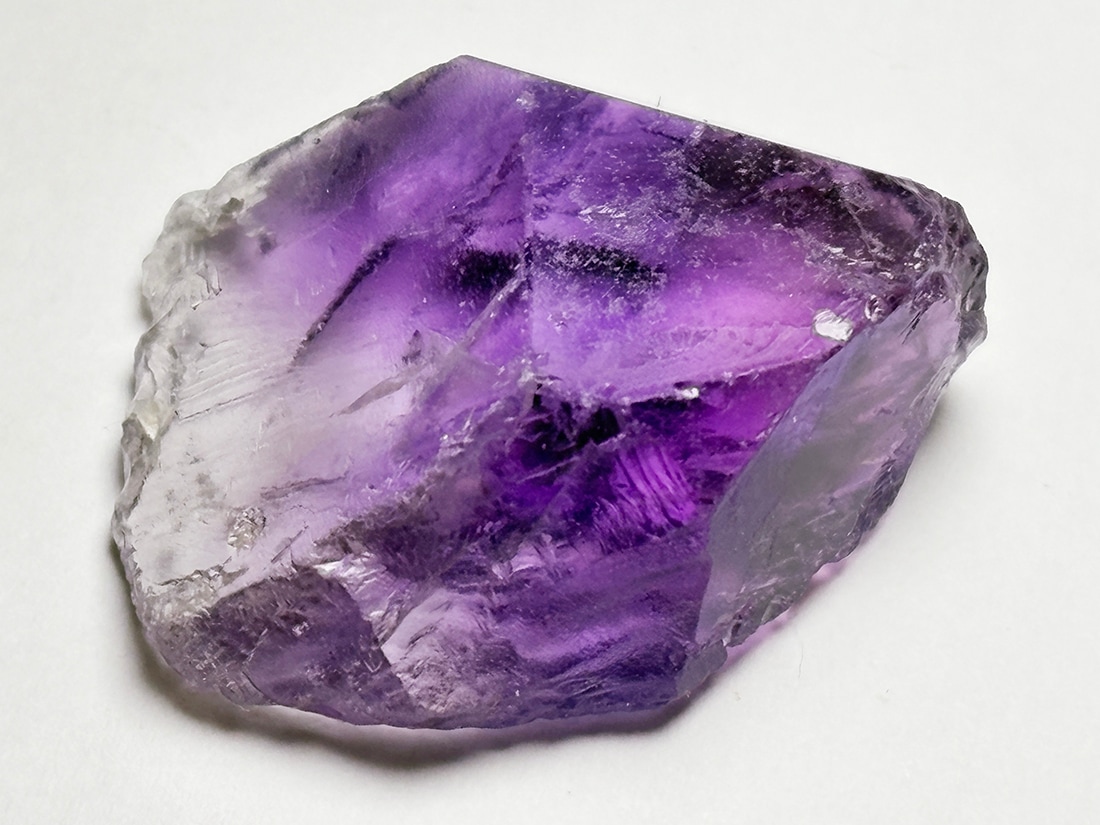 ブラジル産 エッチドアメジスト (蝕像紫水晶)/ Etched Amethyst
