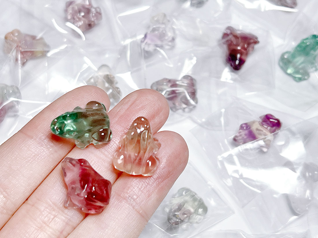 フローライト アニマル彫刻 カエル 100匹セットアソート