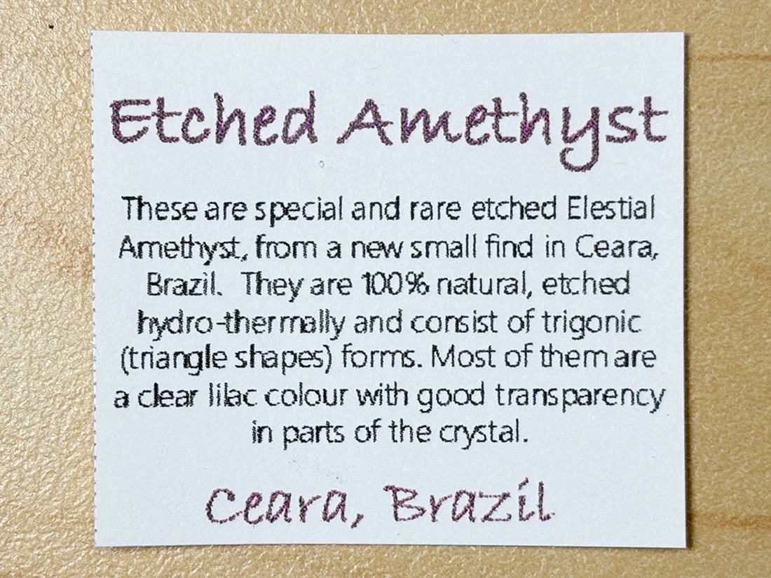 ブラジル産 エッチドアメジスト (蝕像紫水晶)/ Etched Amethyst