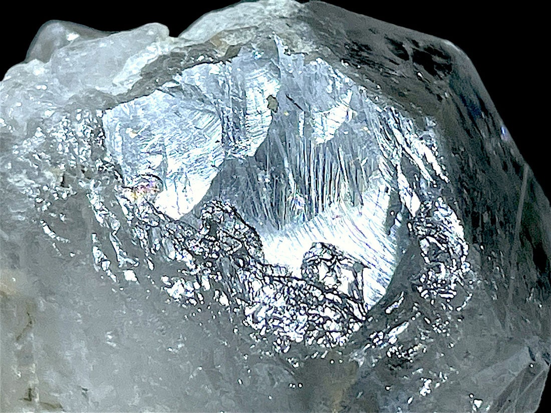 ☆エレスチャル・クォーツのクラスター☆専用の壇木台座付き☆