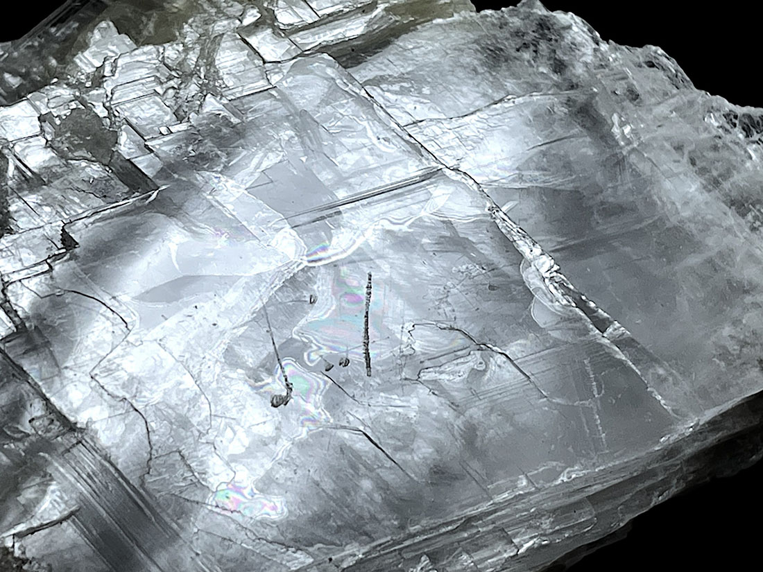 【30g】最高品質 セレナイト（透石膏）母岩付 鉱物標本 セレナイト（透明石膏） ｜石の販売専門店【vec stone club】