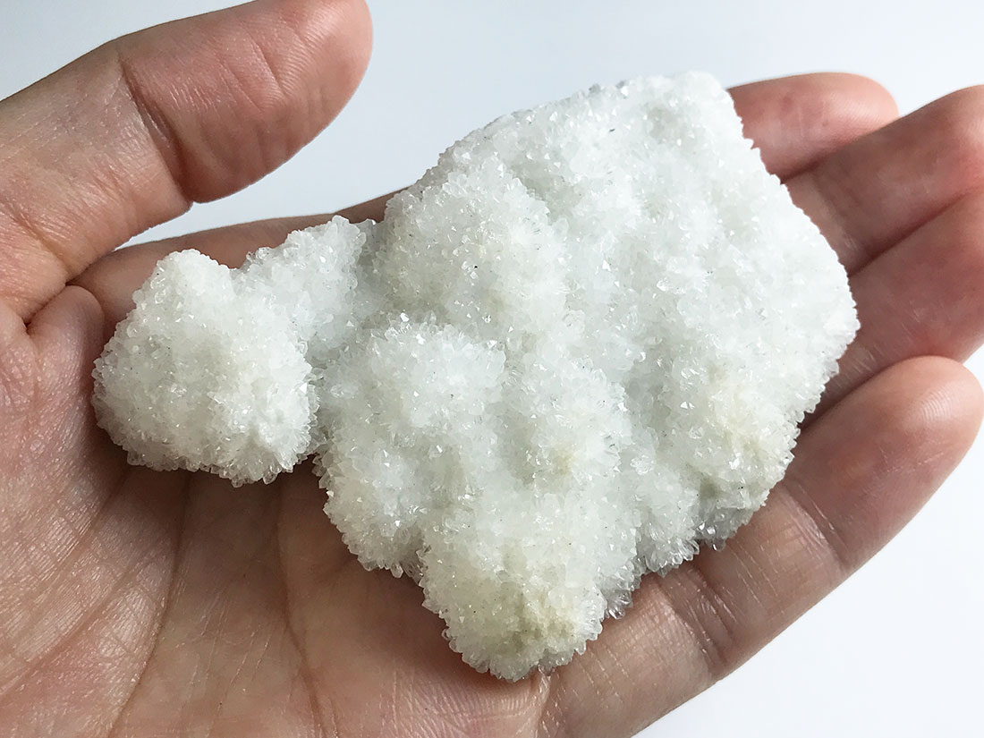 四川省産ドゥルージークォーツ/Druzy Quartz