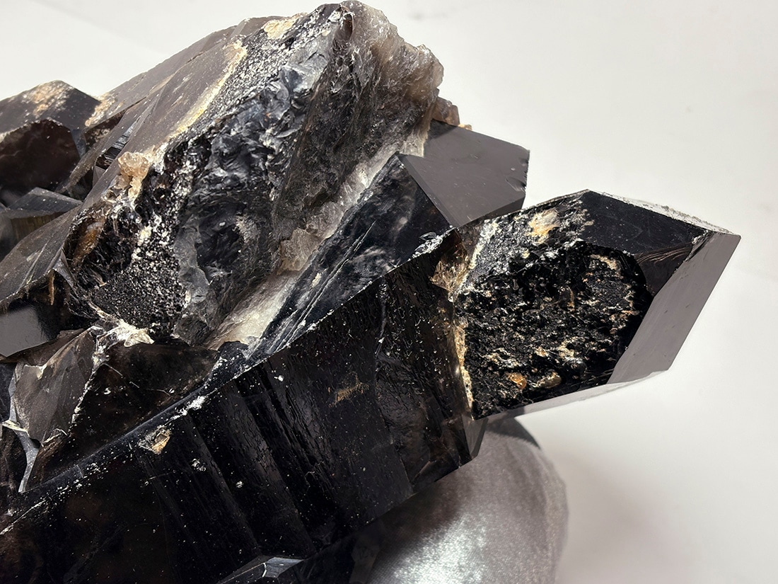 マダガスカル産 モリオン クラスター ( 黒水晶 )/ Morion