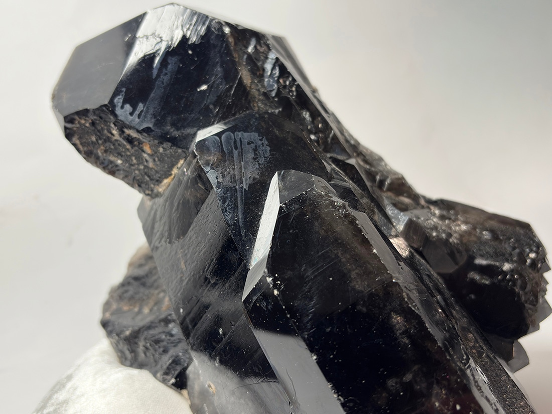 マダガスカル産 モリオン クラスター ( 黒水晶 )/ Morion