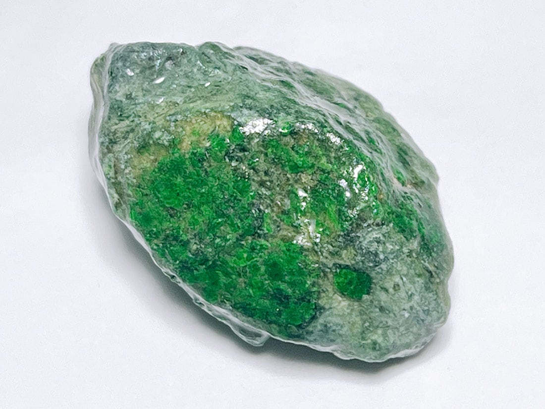 ミャンマー産 コスモクロア ミャンマー産コスモクロア輝石/Kosmochlor