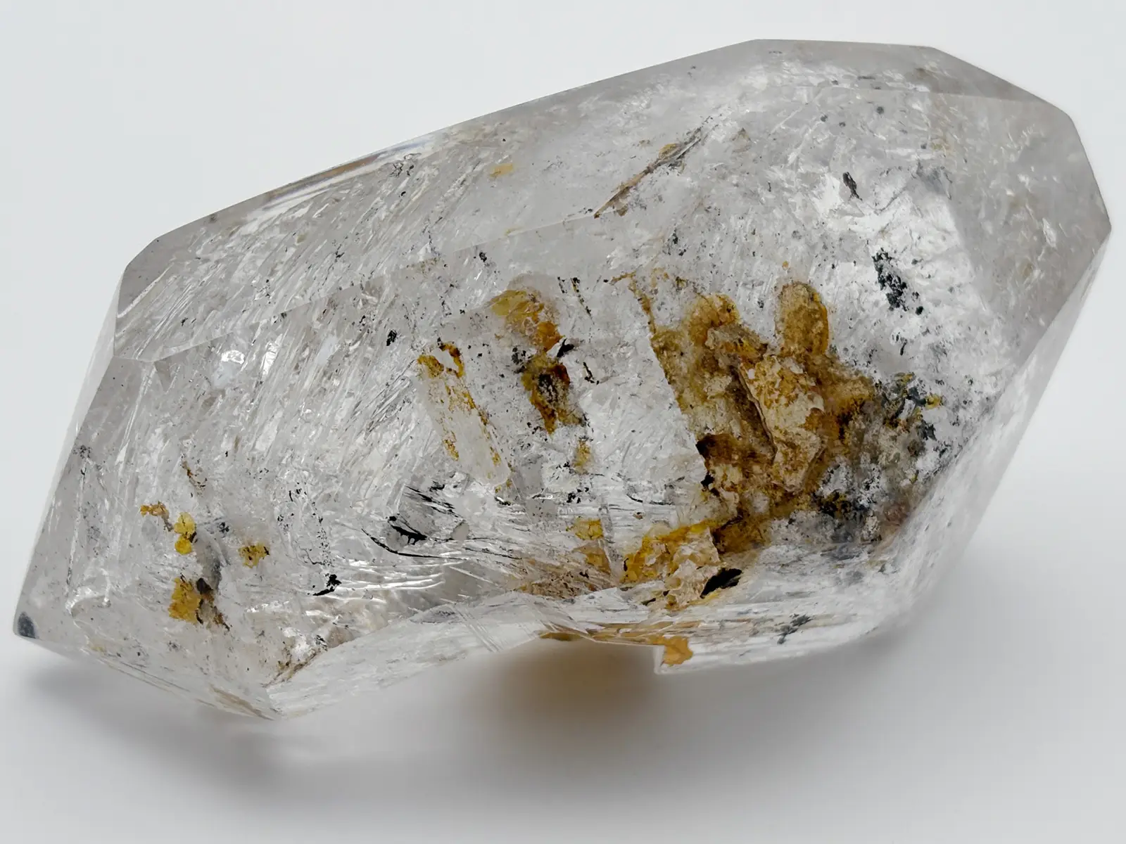 タイランド チャイヤプー厶 産 エレスチャルクォーツ 水入り)マダガスカル産 エレスチャルクォーツ / Elestial Quartz