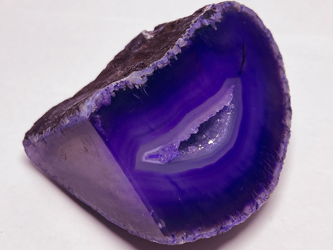 ブラジル産アゲートジオード パープル