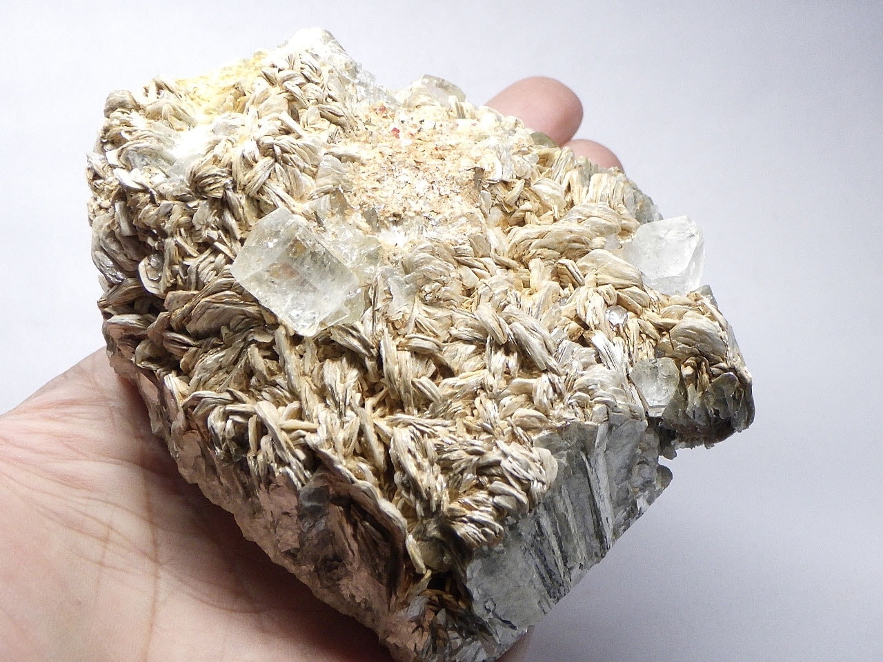 アクアマリン×モスコバイト共生標本-9 パキスタン産 アクアマリン (モスコバイト共生)