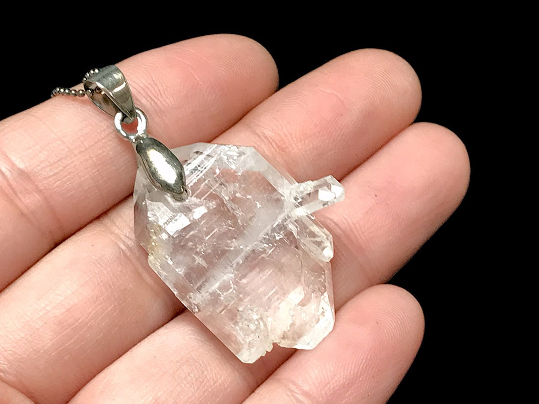 パキスタン産ファーデンクォーツ ペンダントトップ