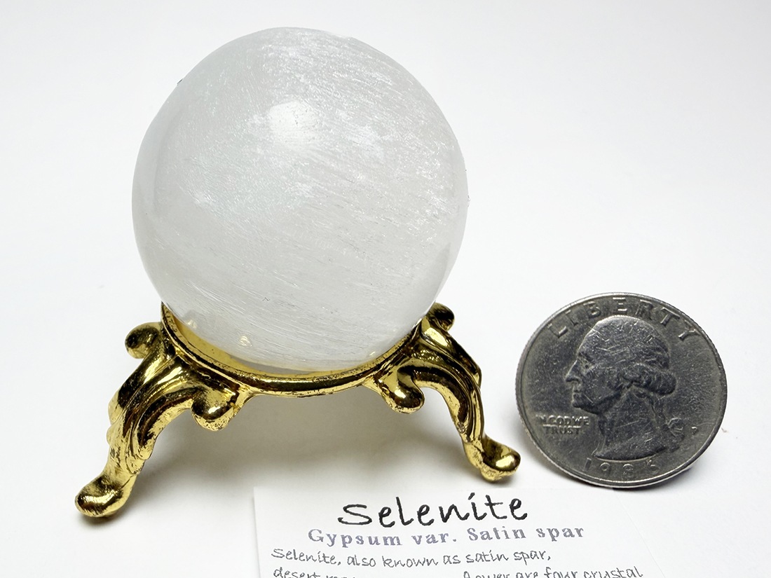 モロッコ産 セレナイト 36mm 丸玉 / Selenite Sphere