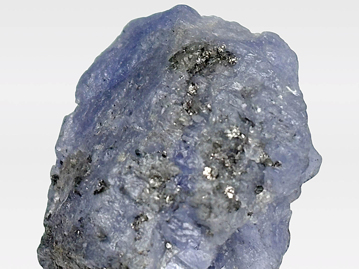 メレラニ鉱山産 タンザナイト ( 灰簾石 )/ Tanzanite