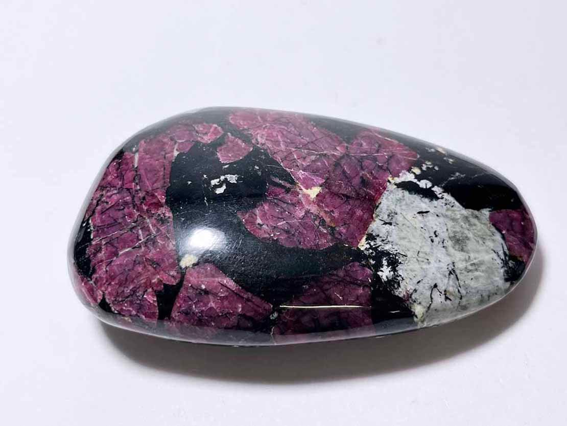 ロシア産 ユーディアライト ポリッシュ