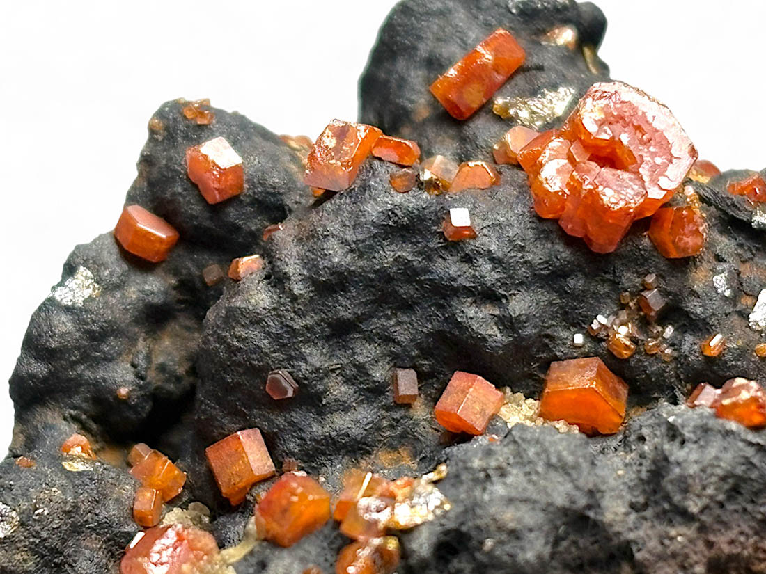 モロッコ産 バナジナイト