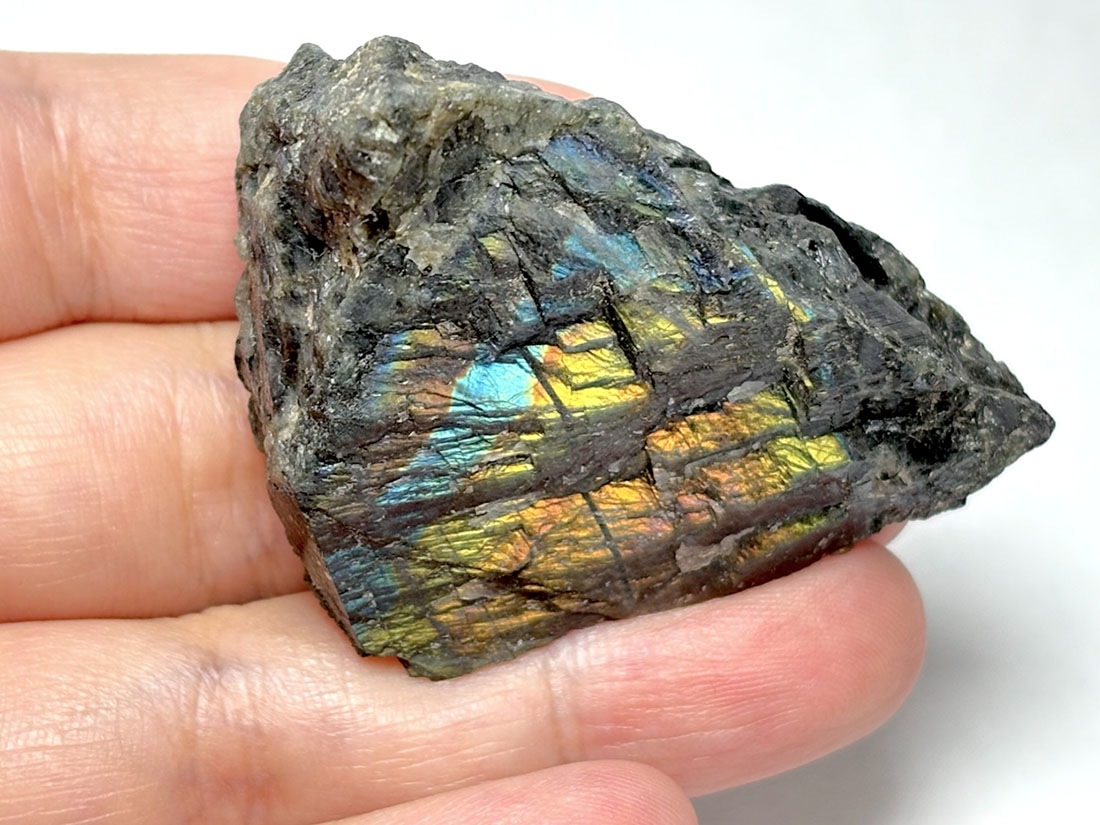 ユレマー産スペクトロライト フィンランド・ユレマー産 スペクトロライト / Spectrolite