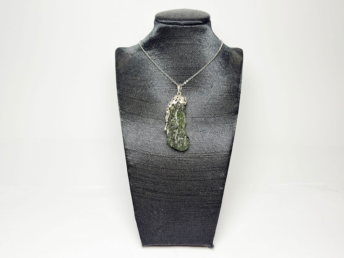 チェコ産 モルダバイト ペンダントトップ / Moldavite