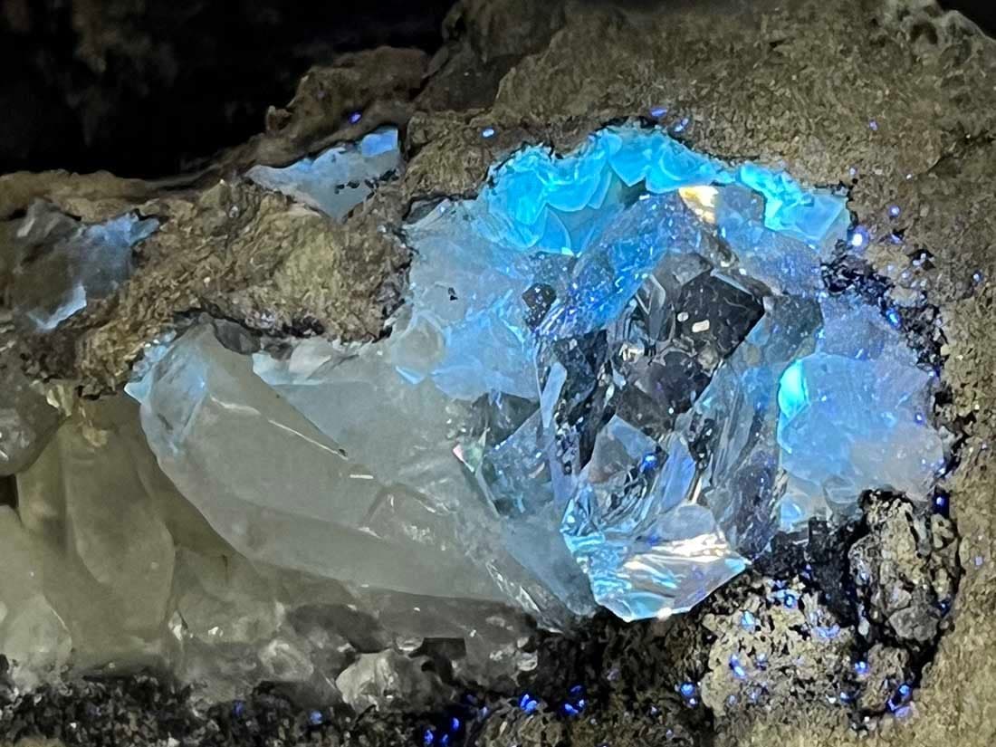 【原石】ハーキマーダイヤモンド母岩付-3 (ミニミニハーキマーのおまけ付) 原石】ハーキマーダイヤモンド母岩付-3 (ミニミニハーキマーの