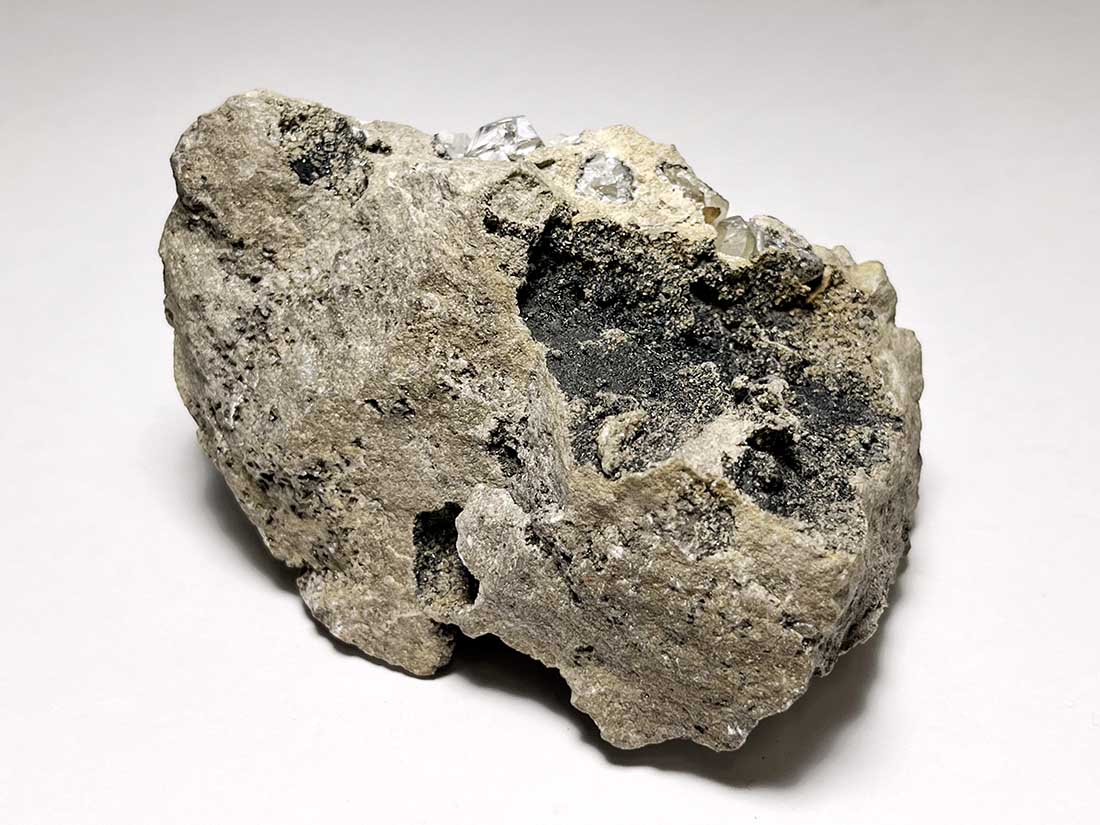 アメリカ ニューヨーク州産 ハーキマーダイヤモンド 母岩付き