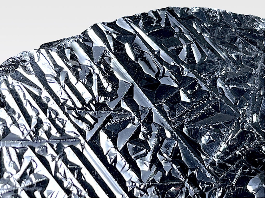 多結晶シリコン (テラヘルツ人工鉱石)