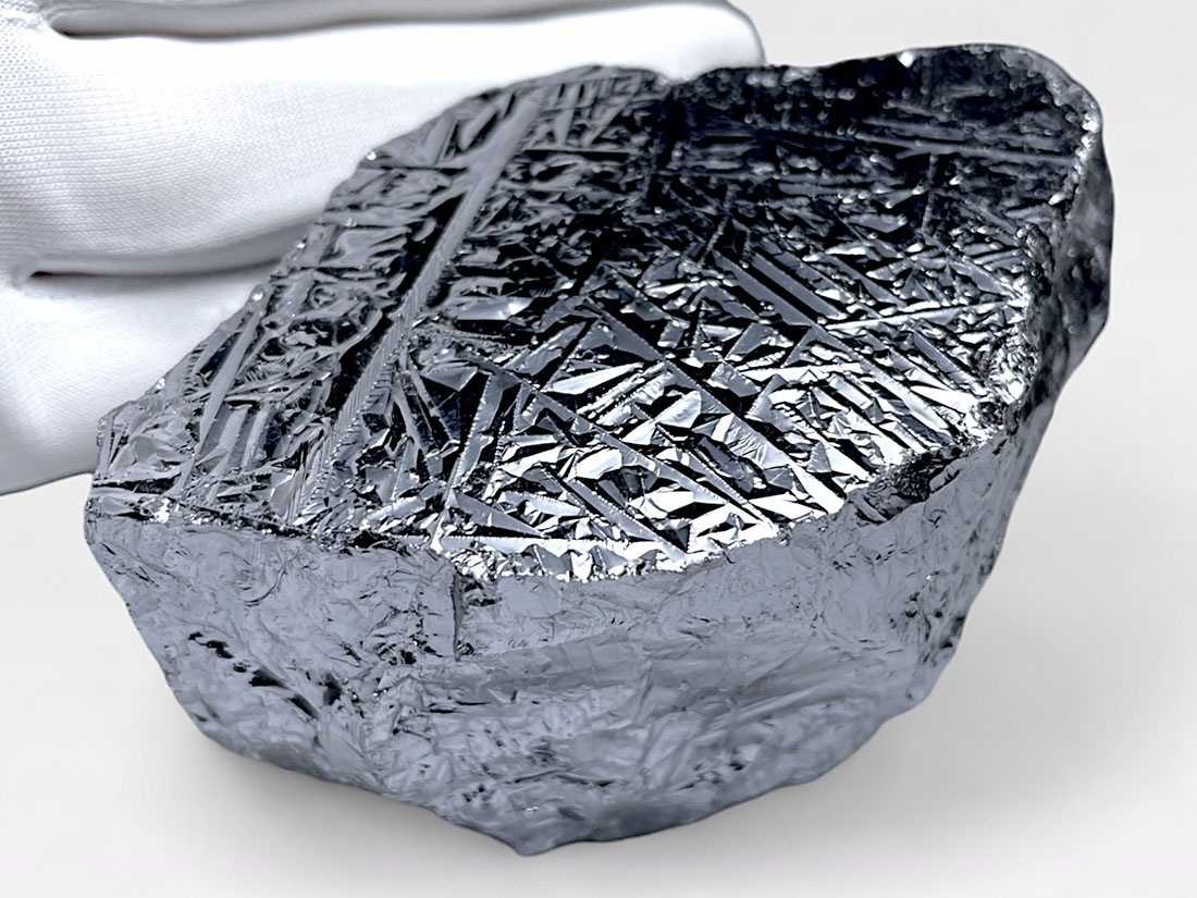 多結晶シリコン (テラヘルツ人工鉱石)