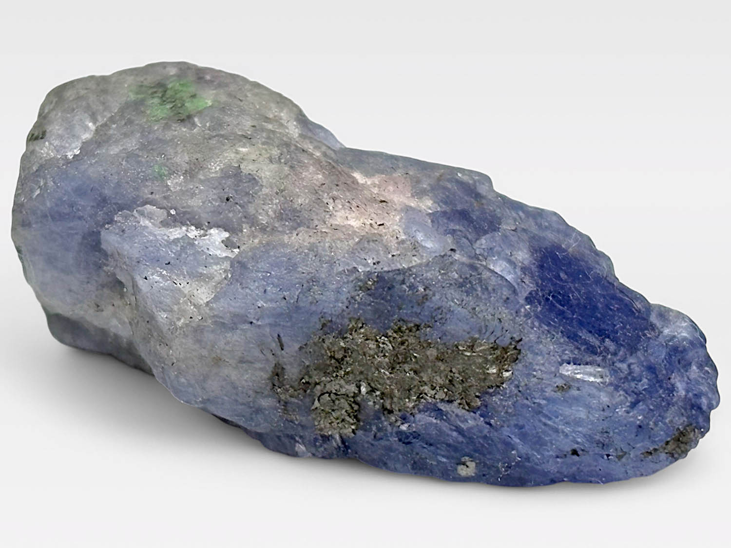 タンザナイト原石 タンザニア-Merelani鉱山産 天然石 ［TZ-16］ タンザナイト原石 Merelani鉱山産 天然石 ［SND-2766］