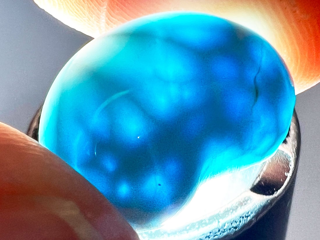 ドミニカ共和国産 ラリマールース/Larimar