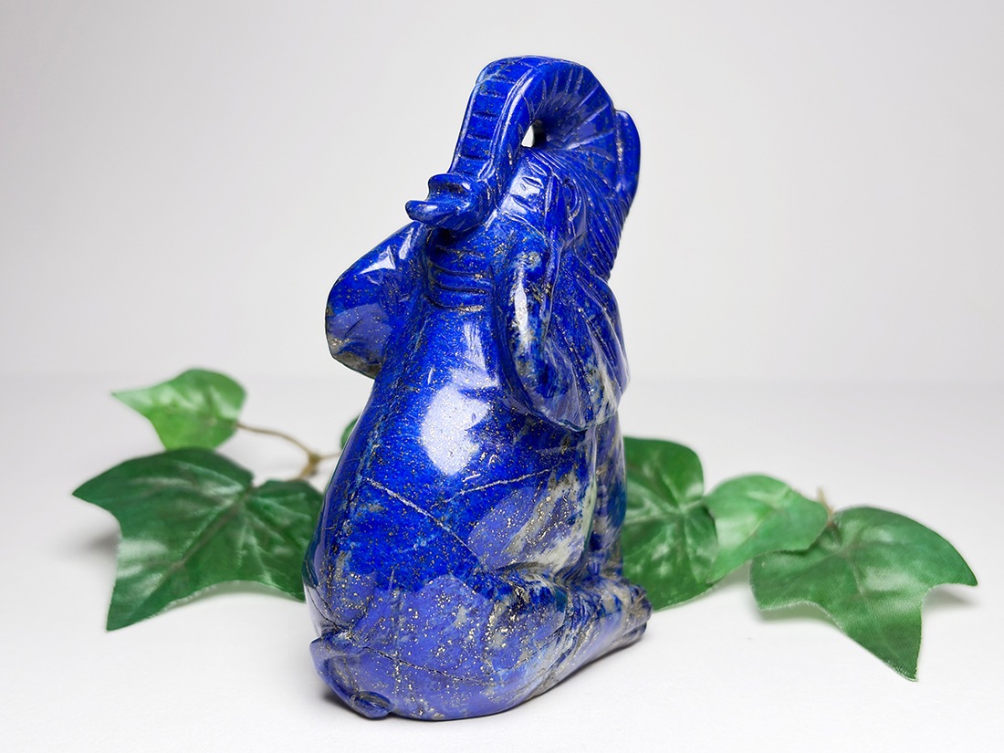 まいまいラピスラズリ 象 アフガニスタン産 ラピスラズリ 象彫刻 / Lapis Lazuli