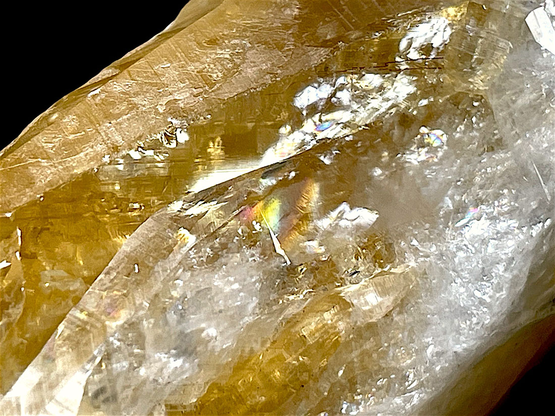 ブラジル産シトリンクラスター1888g 立派　ファントムあり　迫力　ポイント太い ブラジル産シトリンクラスター1888g 立派 ファントムあり 迫力