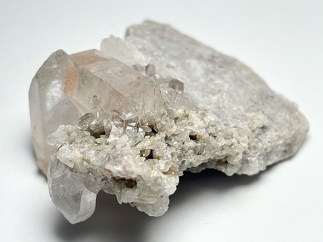 インド・マニカラン産 ヒマラヤ水晶 クラスター / Himalayan Quartz