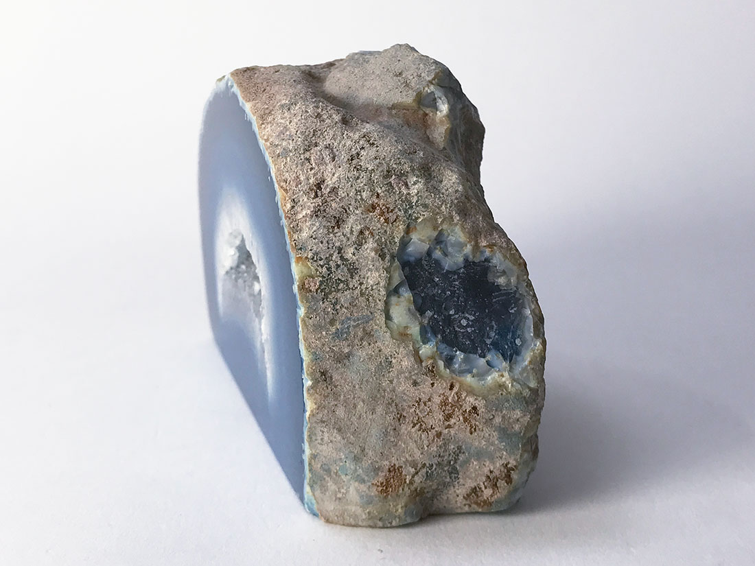 ブラジル産　アゲート　17.2キロ　瑪瑙　鑑賞石　石　置物　オブジェ　インテリア 楽天市場】アゲート カラー ジオード 晶洞◇約89.4g◇ カラーアゲート