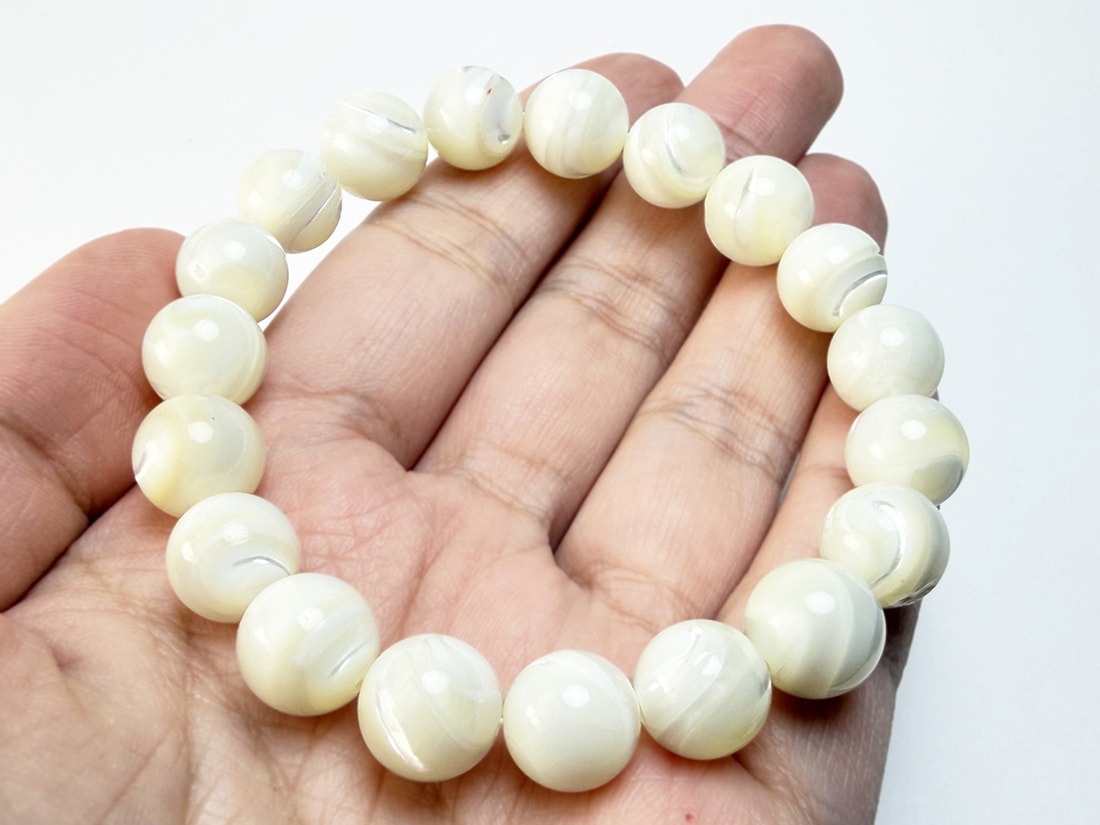 APMmonaco マザーオブパール ブレスレット マザーオブパール 10mm ブレスレット アソート / Mother of pearl