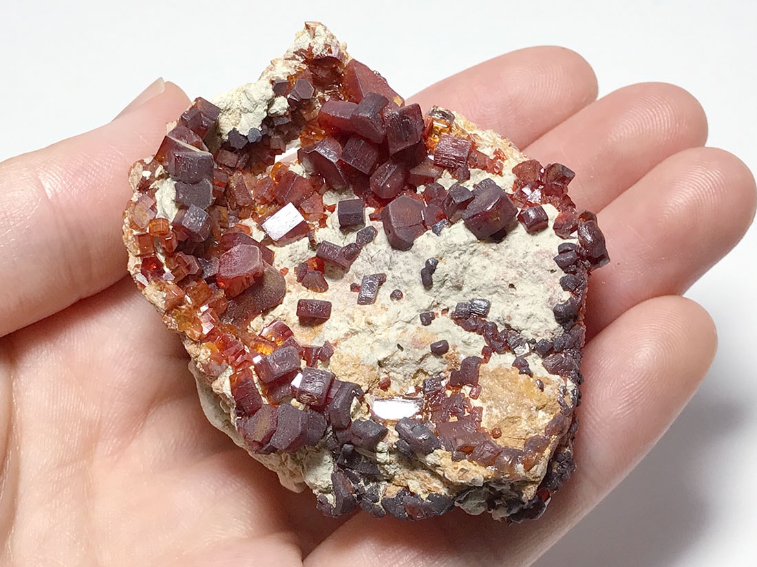 モロッコ産バナジナイト