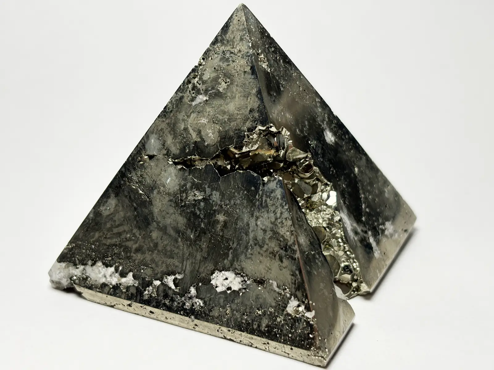高品質　ペルー産　リリー鉱山　パイライト　専門台座付き　1093g ペルー産 パイライト ピラミッド /Pyrite Pyramid