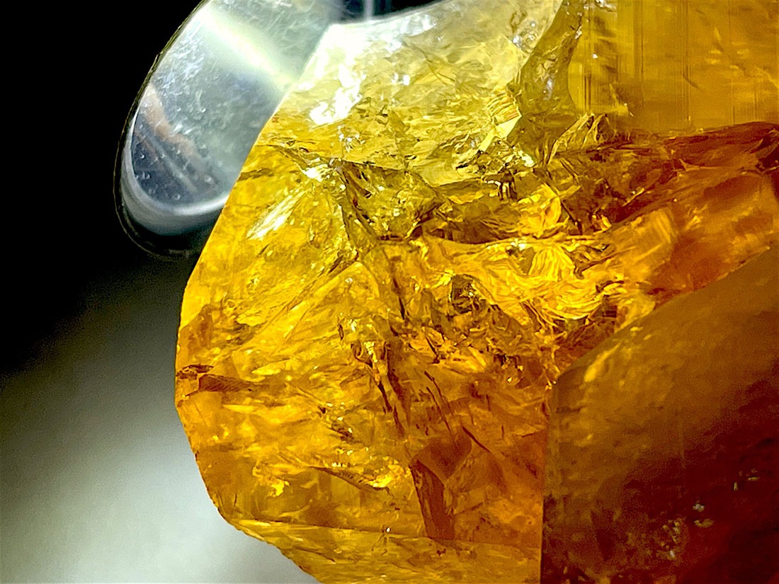 虹入り★シトリンスモーキー共生1300ｇ超え シトリンポイント 虹入り】スモーキーシトリン タワー | NEROLI CRYSTAL