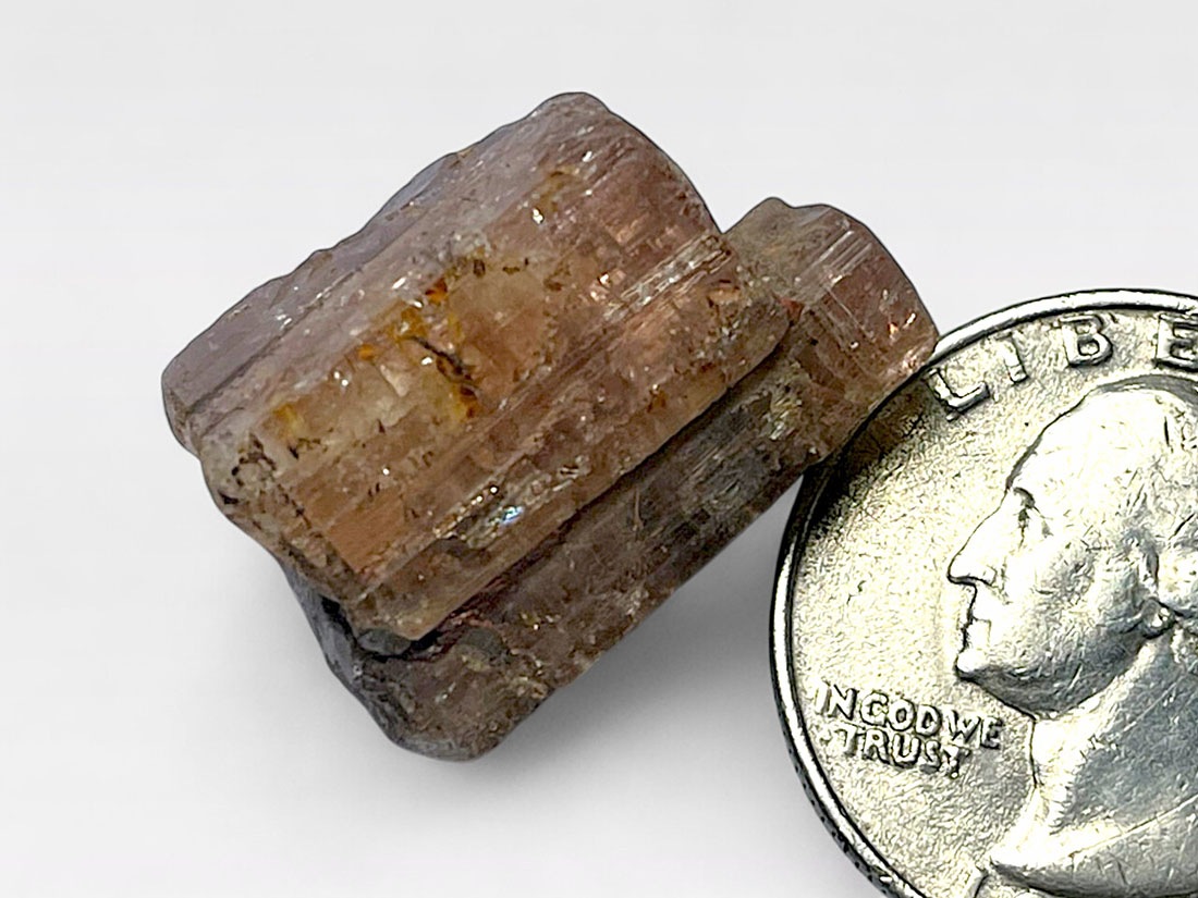 ブラジル産 インペリアルトパーズ/Imperial Topaz (蛍光)