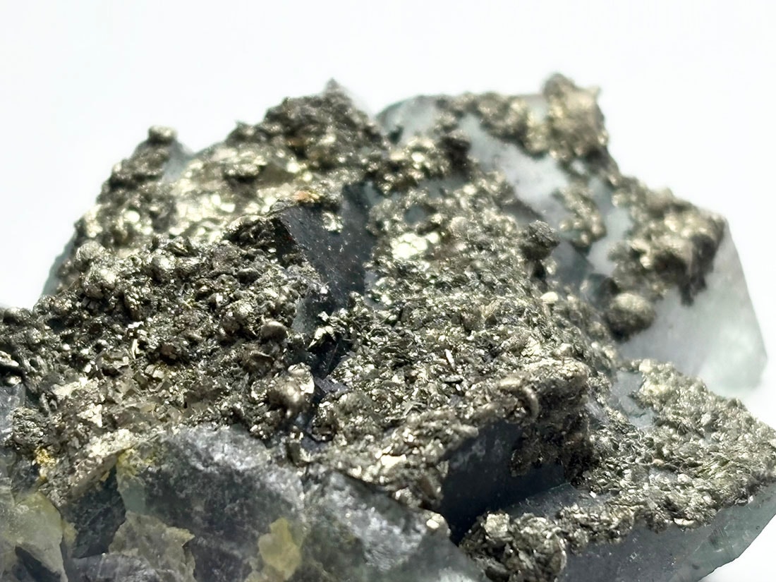 中国産　フローライト　パイライト　水晶　共生鉱物　原石　鉱物標本 フローライト / クォーツ / パイライト【Fluorite with Quartz