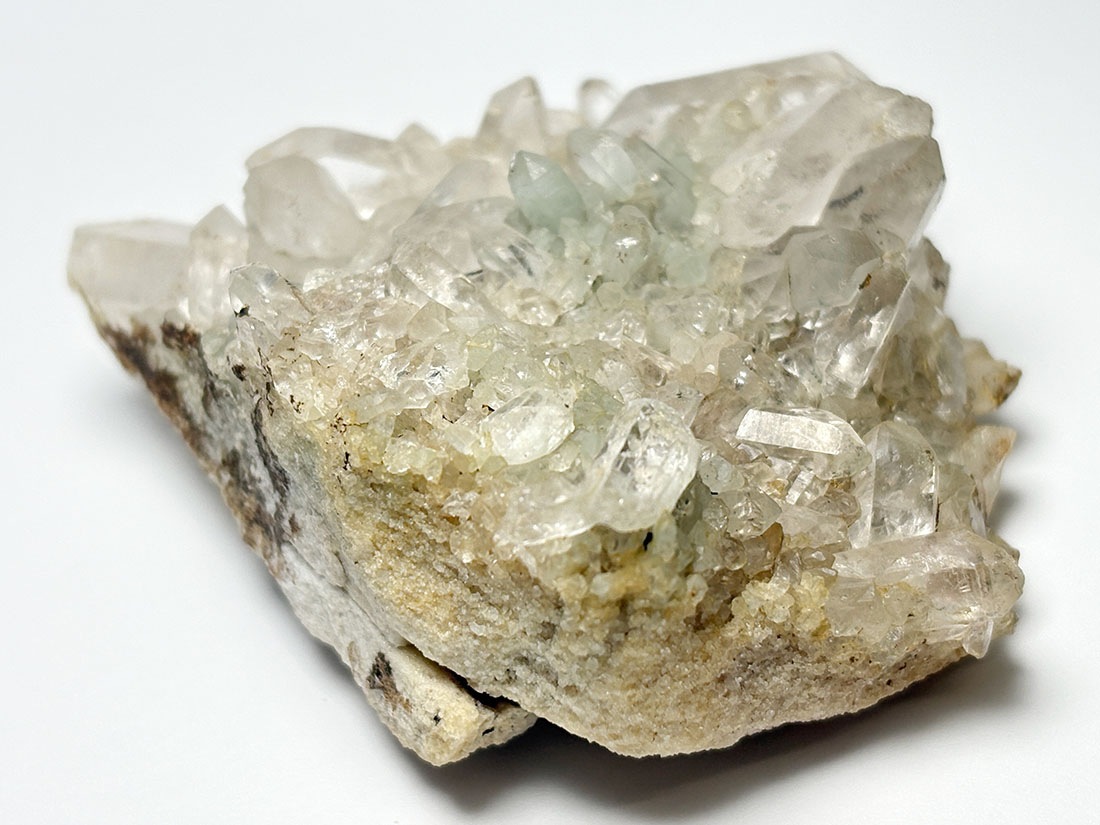 インド・マニカラン産 ヒマラヤ水晶 クラスター / Himalayan Quartz